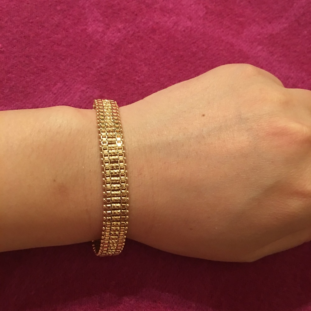 Brand New 18k gold plated bracelet